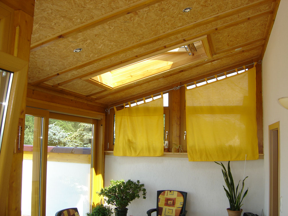 Wintergarten mit Dachfenster
